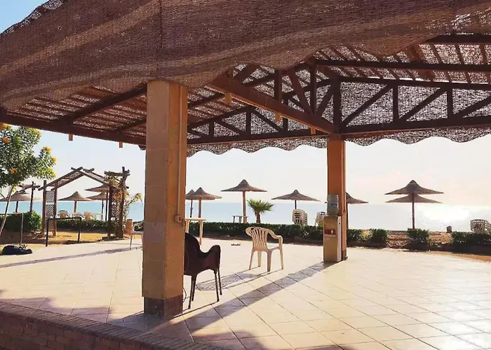 Private Pool 6 Br In Einbay Nexthotel Ain Suchna