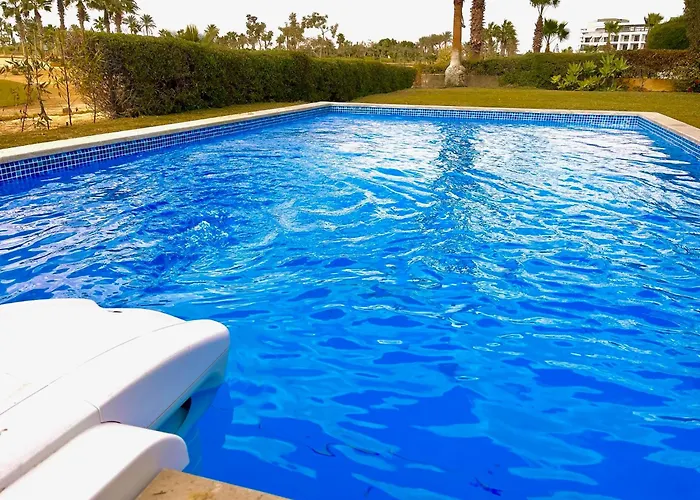 Private Pool 6 Bedroom In Einbay Nexthotel