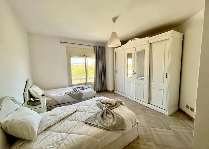 Вилла Private Pool 6 Bedroom In Einbay Nexthotel